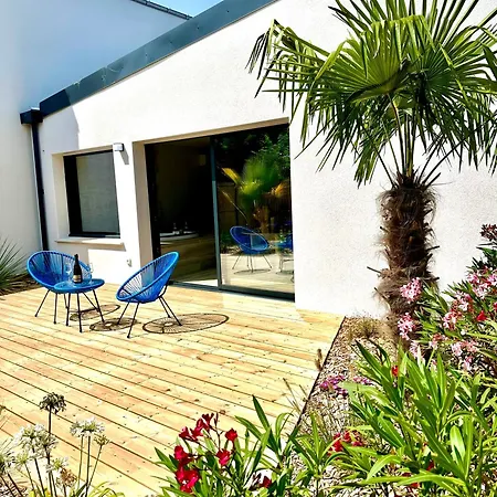 Les Du Payré - Romance Villa *